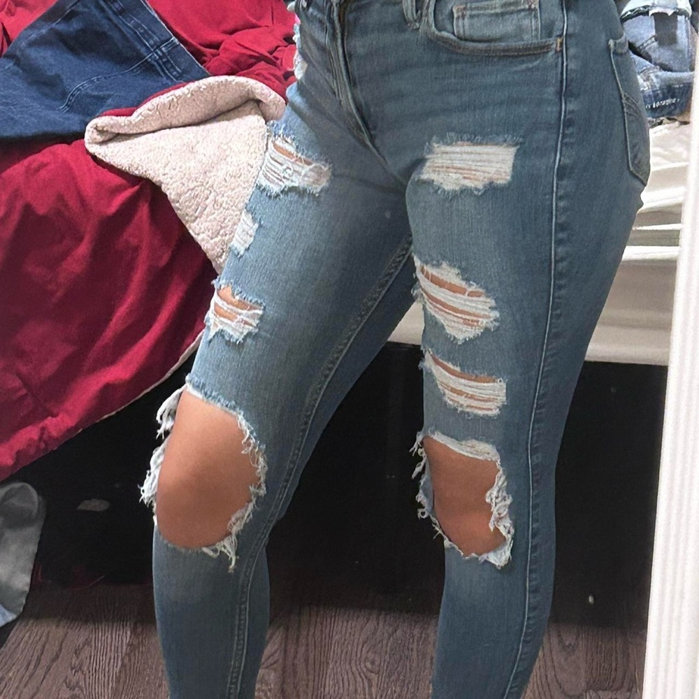Hollister jeans